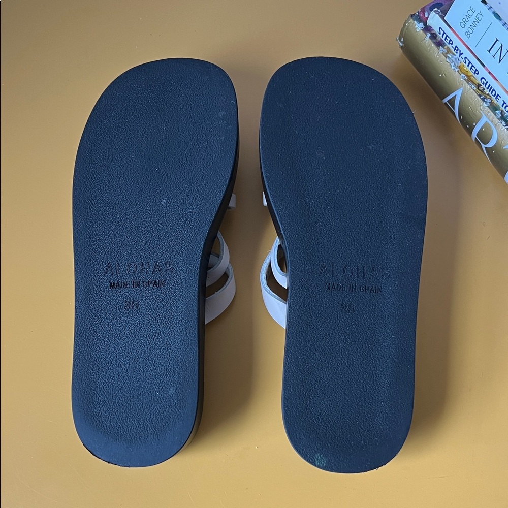 ALOHAS ‘Cool’ Chunky Leather Sandals in Cream - Picture 7 of 12